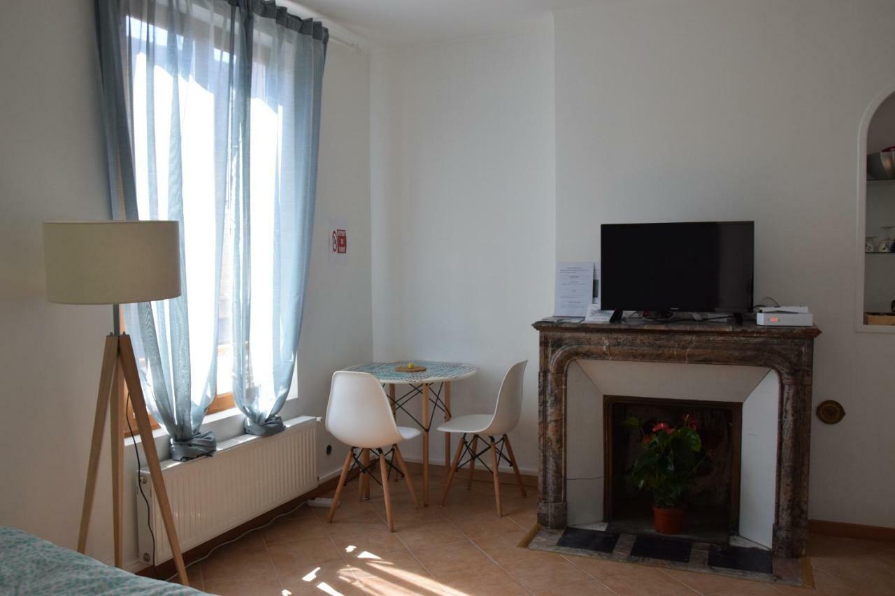 Joli Studio Plein Centre De Milly La Foret Eksteriør billede